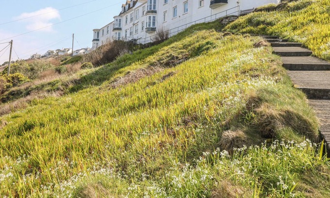 Sennen Cove Cabaña | 8 SENNEN HEIGHTS, family friendly in Sennen Cove