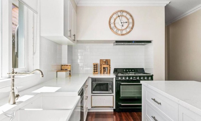 South Fremantle Casa | 8 Sheedy · South Freo Great Location Renovated Home