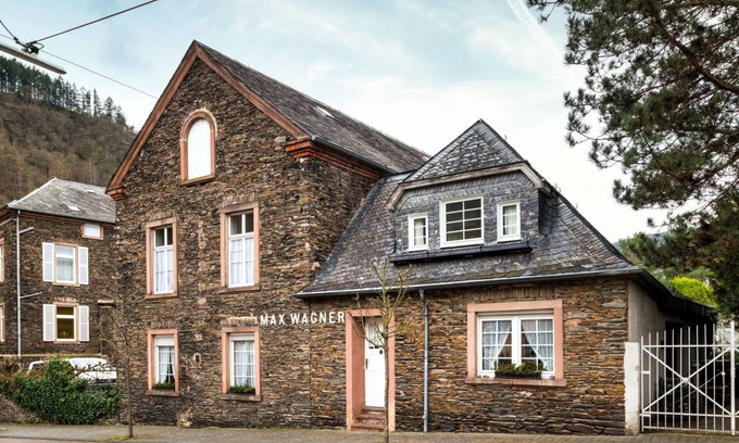 Traben-Trarbach Otro | 80 m² Alojamiento ∙ 1 habitación ∙ 5 huéspedes