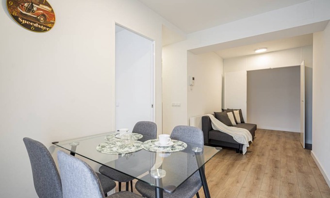 El Pilar Apartamento | 80 m² Apartamento ∙ 2 habitaciones ∙ 5 huéspedes