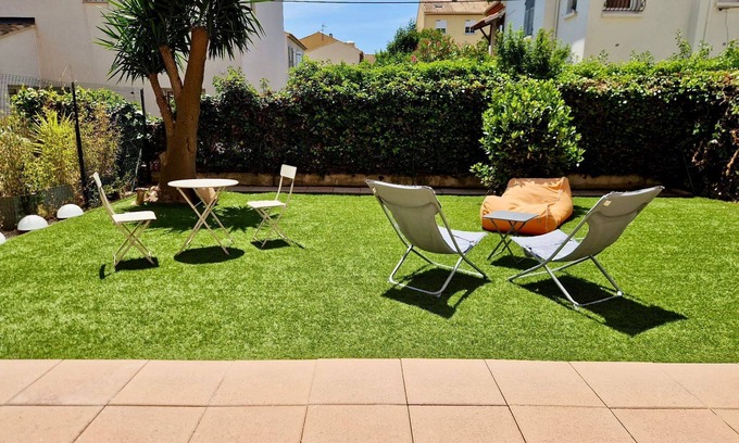 La Valette-du-Var Apartamento | 80 m2 garden apartment in quiet residence close to the coast.