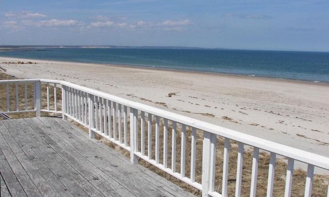 East Sandwich Casa | 80 Salt Marsh Road East Sandwich - Cape Cod