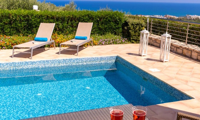 Adelianos Kampos Villa | 800m. desde el mar, Piscina privada, Desayuno gratis, Vista al mar, Para toda la familia
