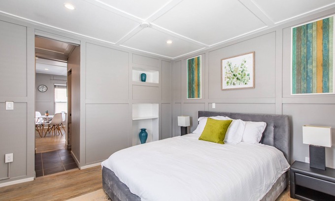 Kutzky Park Apartamento | RitaBNB-WALK to Mayo-8035- Chic and Luxury 1BR Apt