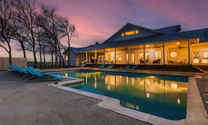 Georgetown Casa | 83 Acre of Serenity, Pool, Spa & Panoramic Views