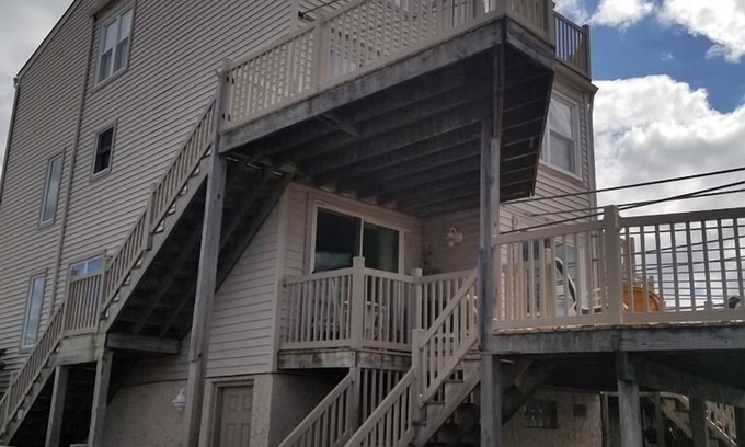 Townsend's Inlet Casa | 8501 Sounds Ave Unit 10