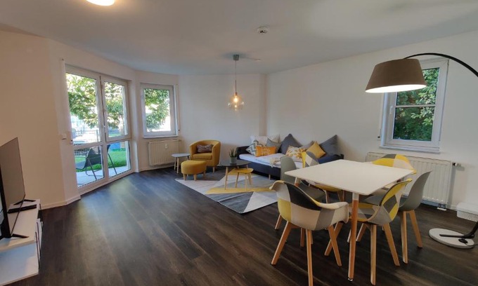 Grossheppach Apartamento | 85qm, 4 bedroom, parking, King-Bed, Wifi, Netflix