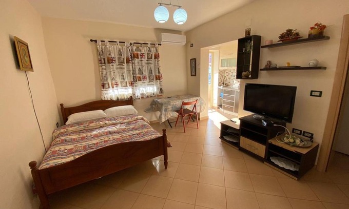 Himare Apartamento | 88 Apartment Himare