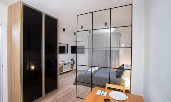 Neapolis Apartamento | 89 LIM - Stay Zen Studio