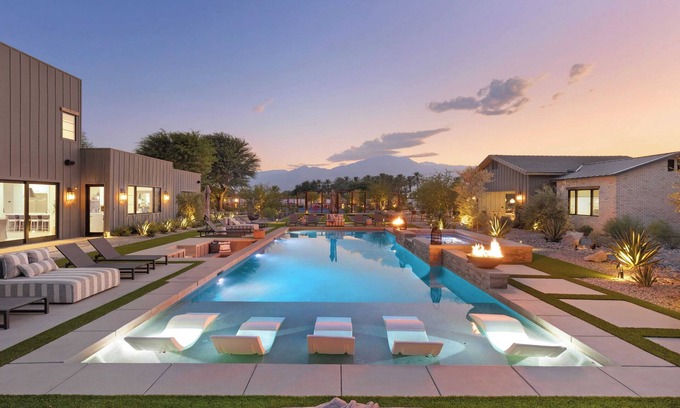 Palm Springs Cabaña | 8bdr Villa Tennis/pickleball, Golf Green, Pool House, Gym, Bar Mesquite38