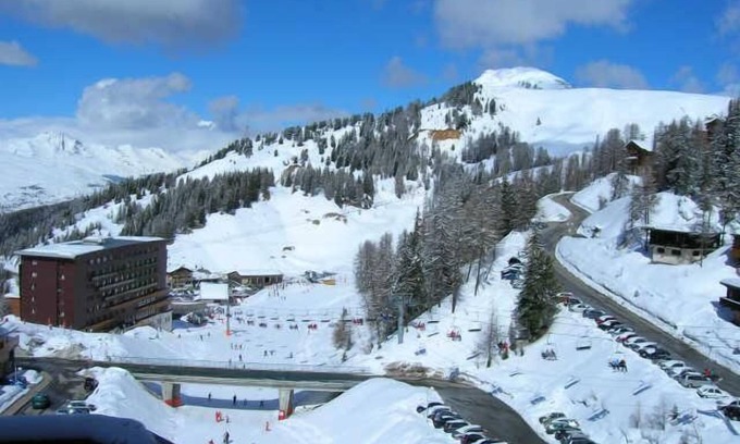 Plagne Centre Apartamento | 8.o piso, vista montaña, balcón, tv, local para esquís, 16m², La Plagne