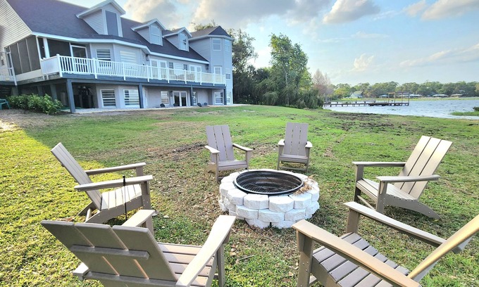 Sebring Casa | 9 Bed/Sleeps 25 Waterfront Home on Lake Josephine
