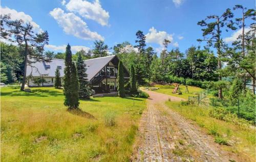 Suleczyno Casa | 9 Bedroom Amazing Home In Klodno