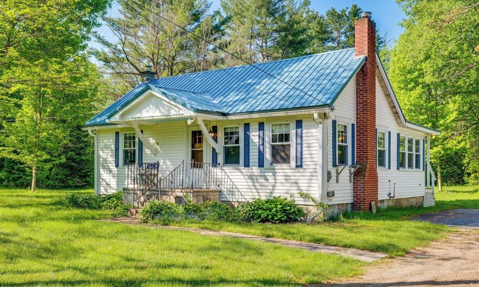 Bethlehem Cabaña | 9 Mi to Franconia Notch State Park: Cozy Cottage