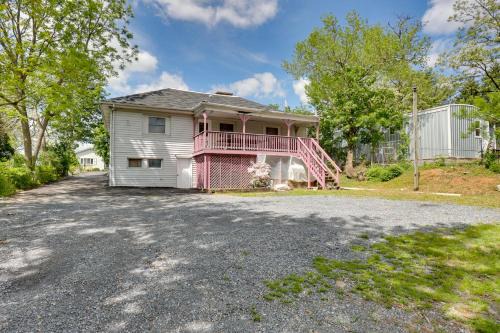 Harrisburg Apartamento | 9 Mi to Midtown Convenient Harrisburg Apt