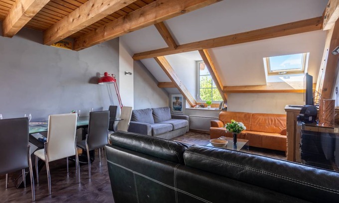 Embrun Apartamento | 90 m² Apartamento ∙ 2 habitaciones ∙ 6 huéspedes