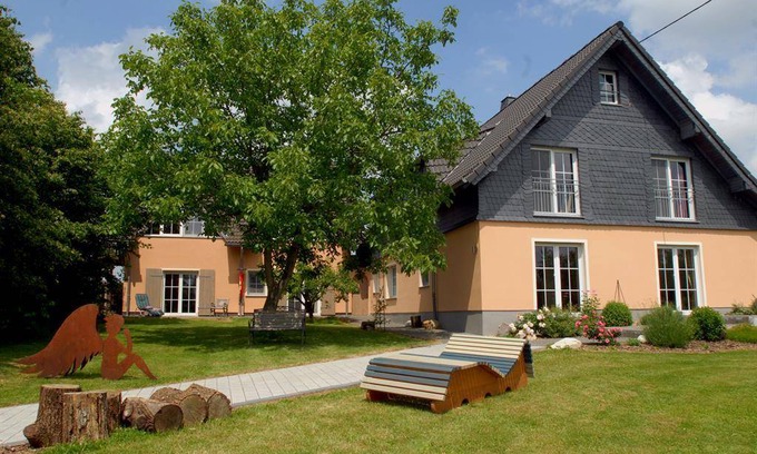 Kirchberg Apartamento | 90 m² Apartment ∙ 3 bedrooms ∙ 4 guests
