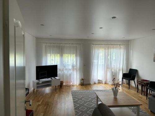 Altperlach Apartamento | 90m2 ruhige und lichtdurchflutete 3 Zimmer Duplexwohnung in Altperlach