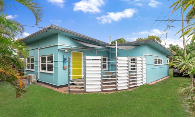 Golden Beach Casa | 92 Landsborough Parade Golden Beach