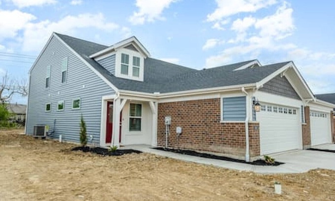 Lebanon Casa | 948 Southline · Newly Built Home in Lebanon - 4 Bedroom, 2.5 Bath