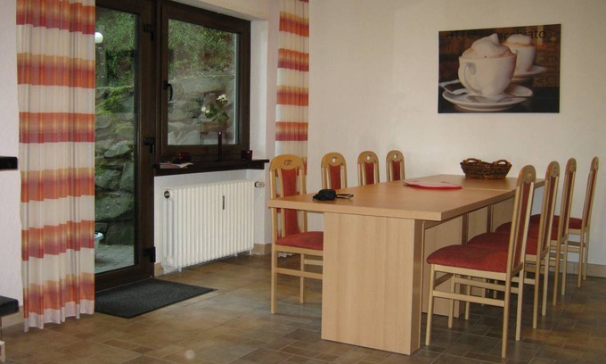 Immerath Apartamento | 95 m² Apartamento ∙ 3 habitaciones ∙ 7 huéspedes