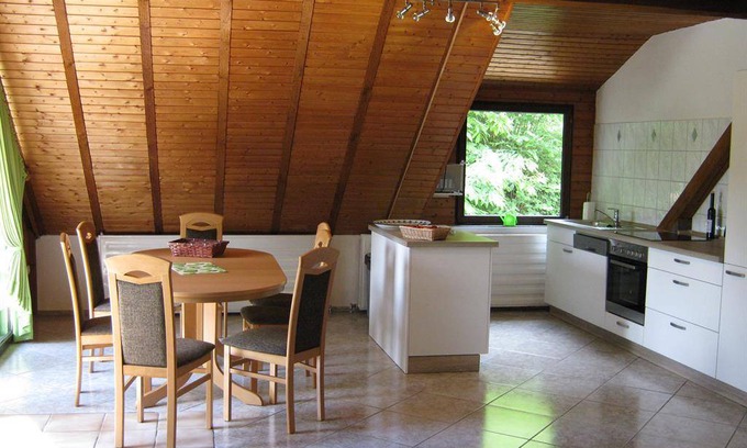 Immerath Apartamento | 95 m² Apartamento ∙ 3 habitaciones ∙ 7 huéspedes