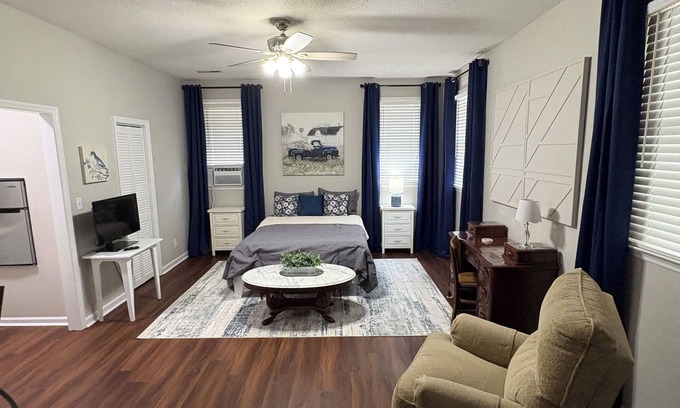 West Ashley Casa | 95% Remodeled Bedroom Efficiency Suite - 30 Night Minimum