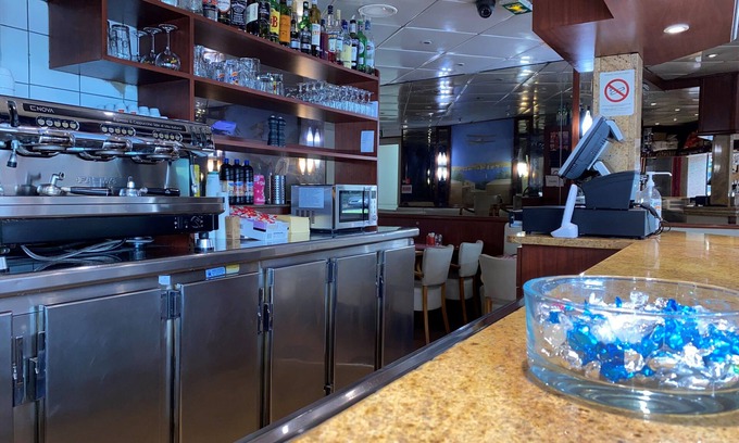 Issy-les-Moulineaux Hotel | Aéro Club