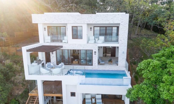 Diamond Rock Villa | Añoranza, 2 hab. | 3 baños - Punta Blanca, Roatán