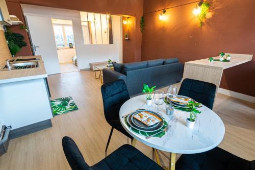 Dernier Sou Apartamento | A 100 M DE LA VIELLE VILLE, PROCHE REMPARTS, cosy holiday