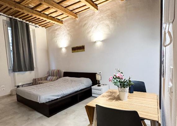Faenza Cama Y Desayuno | A 2 Passi Bed and Breakfast
