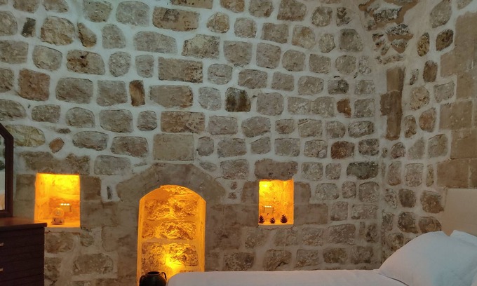 Artuklu Apartamento | A 200-year-old stone house in the center of the historic cıty