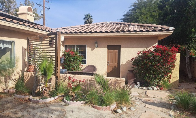 Desert Park Estates Casa | a 425 sq.ft. casita on my 1/2 acre gated estate 2 miles north of downtown PS