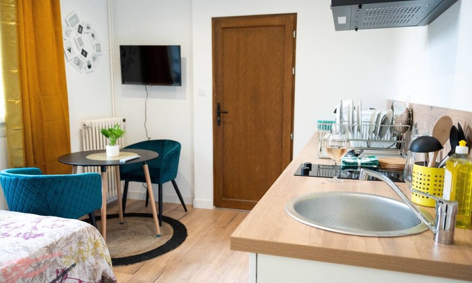 Montaubert - Rille - Saint-Sulpice Apartamento | A 5 min à Pieds du Château de Fougères ! Appartement Idéal Pour un Séjour