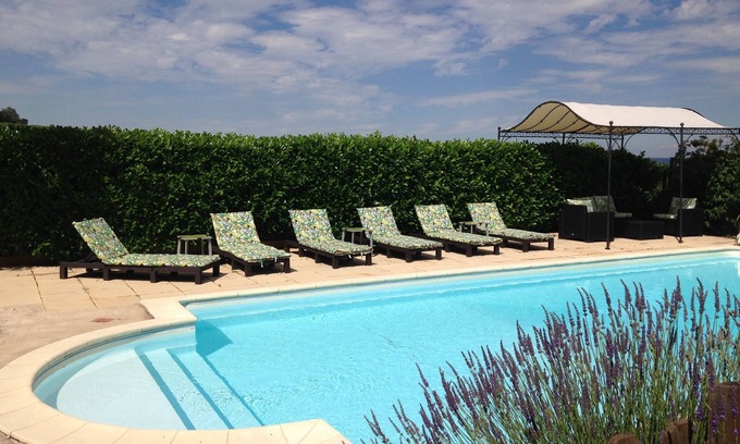 Saint-Etienne-des-Oullieres Otro | La casa de un enólogo de Beaujolais + viñedo, aire acondicionado, uso exclusivo de piscina climatizada