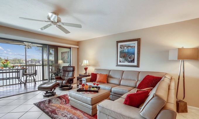 Siesta Key Condominio | Un tesoro de Bayside - ¡Excepcionales vistas al mar!