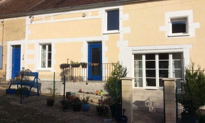 Sainte-Colombe-sur-Loing Casa | Una hermosa granja Longerre situado en el corazón de Borgoña