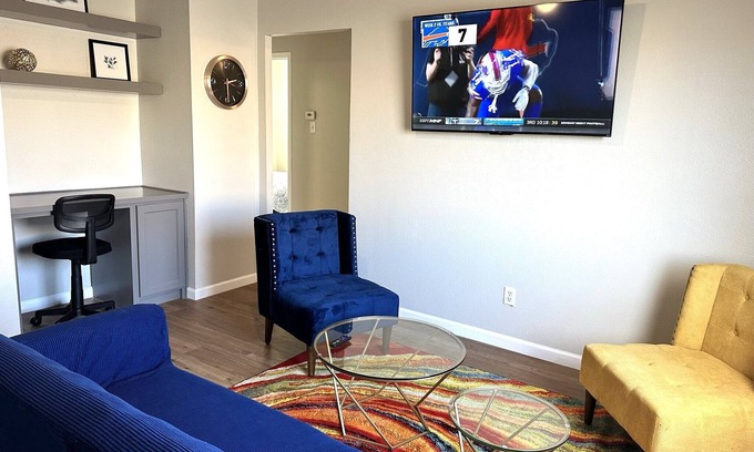 Gardens Condominio | A Beautiful Storey - Quiet Condo minutes from Midland Memorial