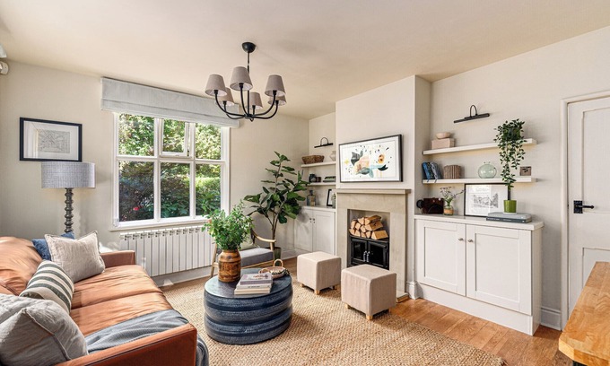 Mellor Casa | A beautifully restored Victorian lodge set at the entrance to the picturesque Samlesbury Hall estate