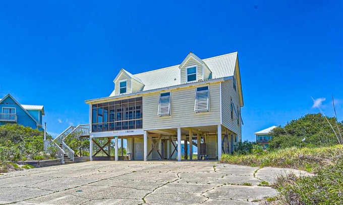 Surf Side Shores Casa | A Blessing by Meyer Vacation Rentals