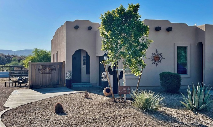 New River Casa | Aislado, privado, elegante, puestas de sol, grandes saguaros, pero cerca de todo