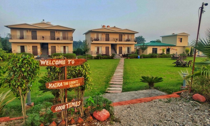 Bail Parao Complejo | A Boutique resort property in Corbett National park Situated in a small village