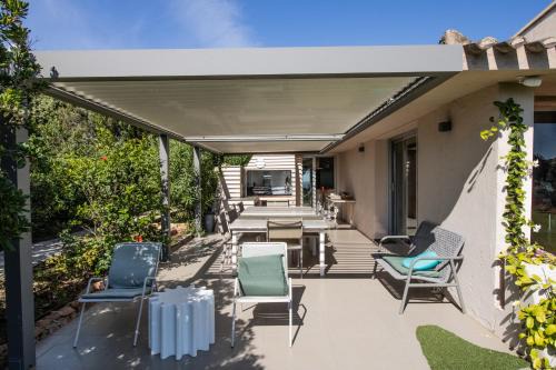 Santa Giulia Villa | A cala d oro et sa plage privée