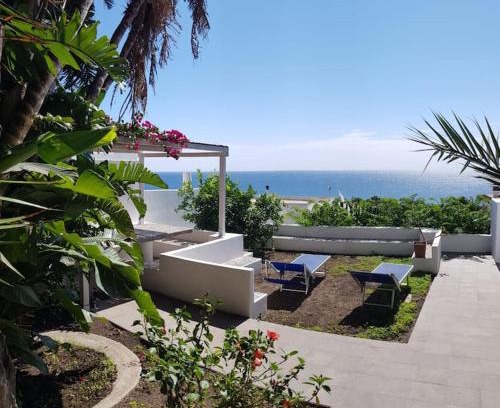 San Vincenzo Casa | A casa di Nino, Stromboli