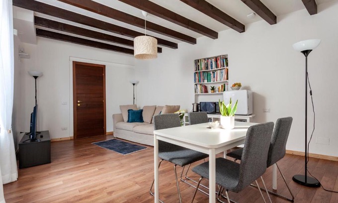 Intra Apartamento | A central quiet place in Verbania