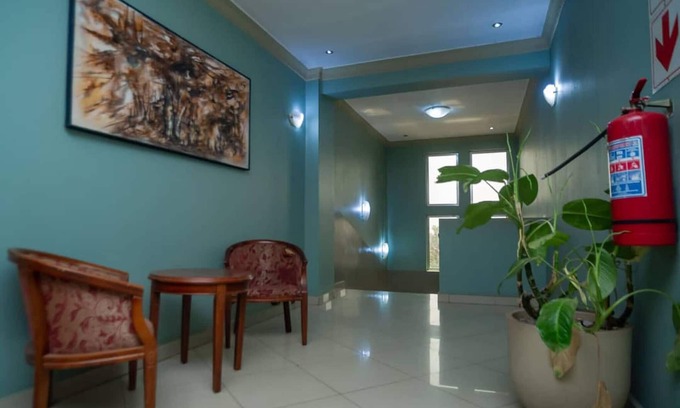 Lubumbashi Cabina | A Charming Retreat and Free Breakfast