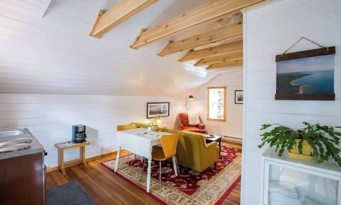 Sturgeon Bay Apartamento | A City Cottage in the heart of Sturgeon Bay