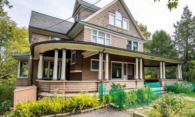 Eagles Mere Cabaña | Un clásico "Fitch" Cottage, a pocos pasos de la ciudad en Eagles Mere