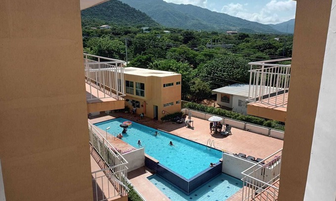 Santa Marta Apartamento | Escapada acogedora en Santa Marta, apartamento a 15 minutos de la playa!