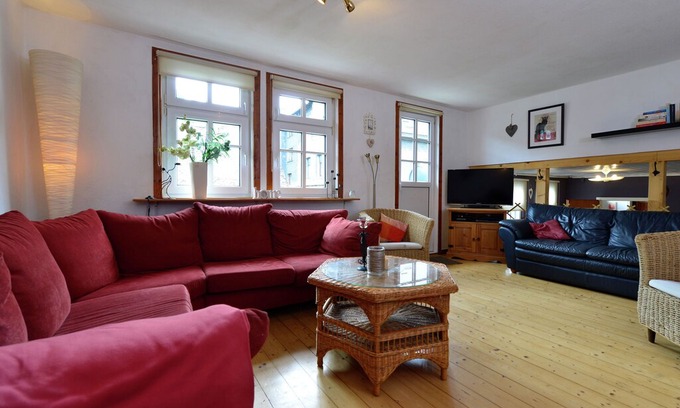 Elpe Casa | A comfortable, large house with WiFi in Hochsauerland, suitable for 14 persons